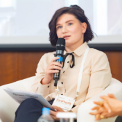 Анна Романенко, директор департамента коммуникационной политики финансового маркетплейса «Выберу.ру»